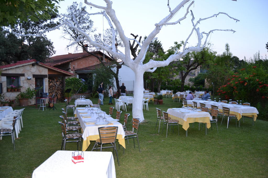 Hostal El Cardenillo 马德里加尔德拉韦拉 外观 照片